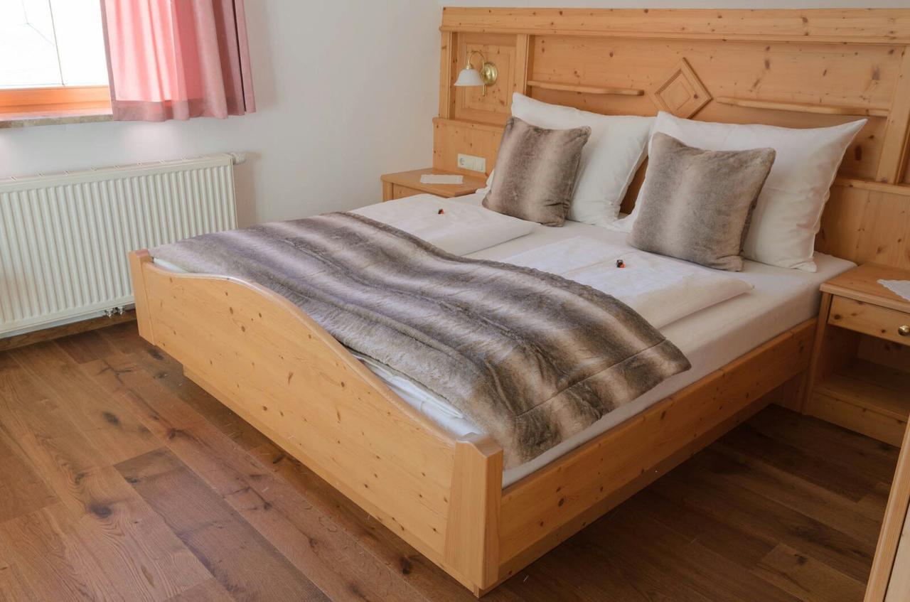 Ferienwohnungen Haus-Holzer Mauterndorf  Bagian luar foto